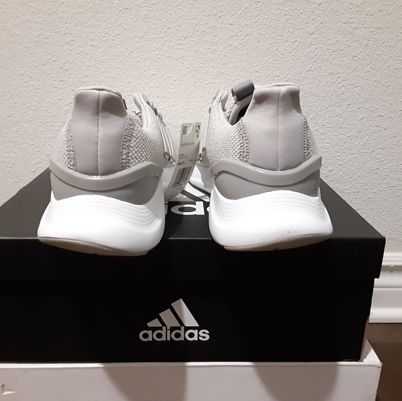 Adidas - Picture 2 of 4